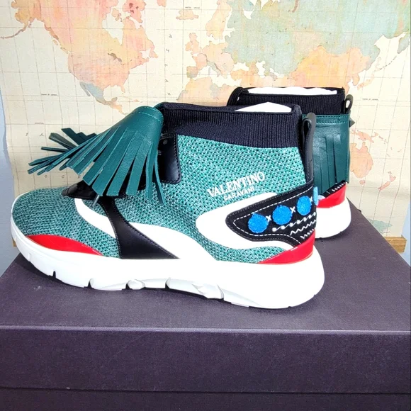 BRAND NEW Valentino Garavani Emerald/ Nero Sky/Bianco